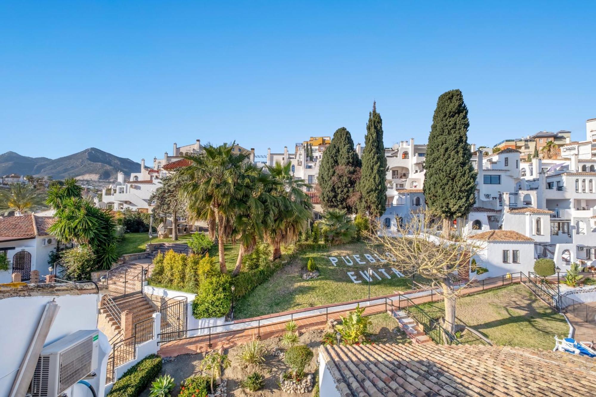 Pueblo Evita Holiday Benalmádena Kültér fotó