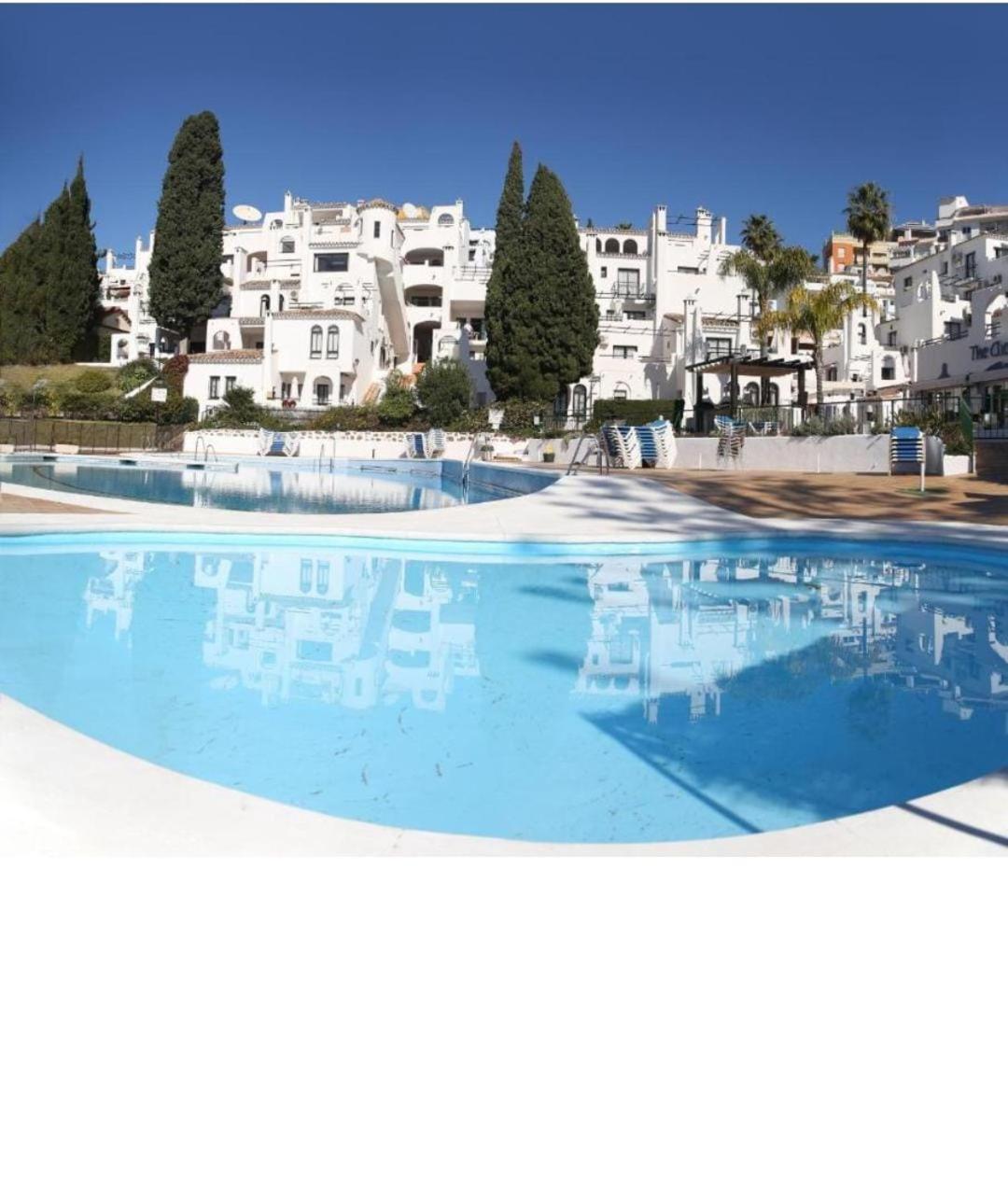 Pueblo Evita Holiday Benalmádena Kültér fotó